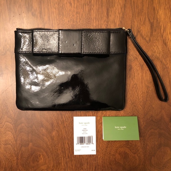 kate spade Handbags - Kate Spade Fanfare Mikala Bow Clutch/Wristlet ♠️ NWT